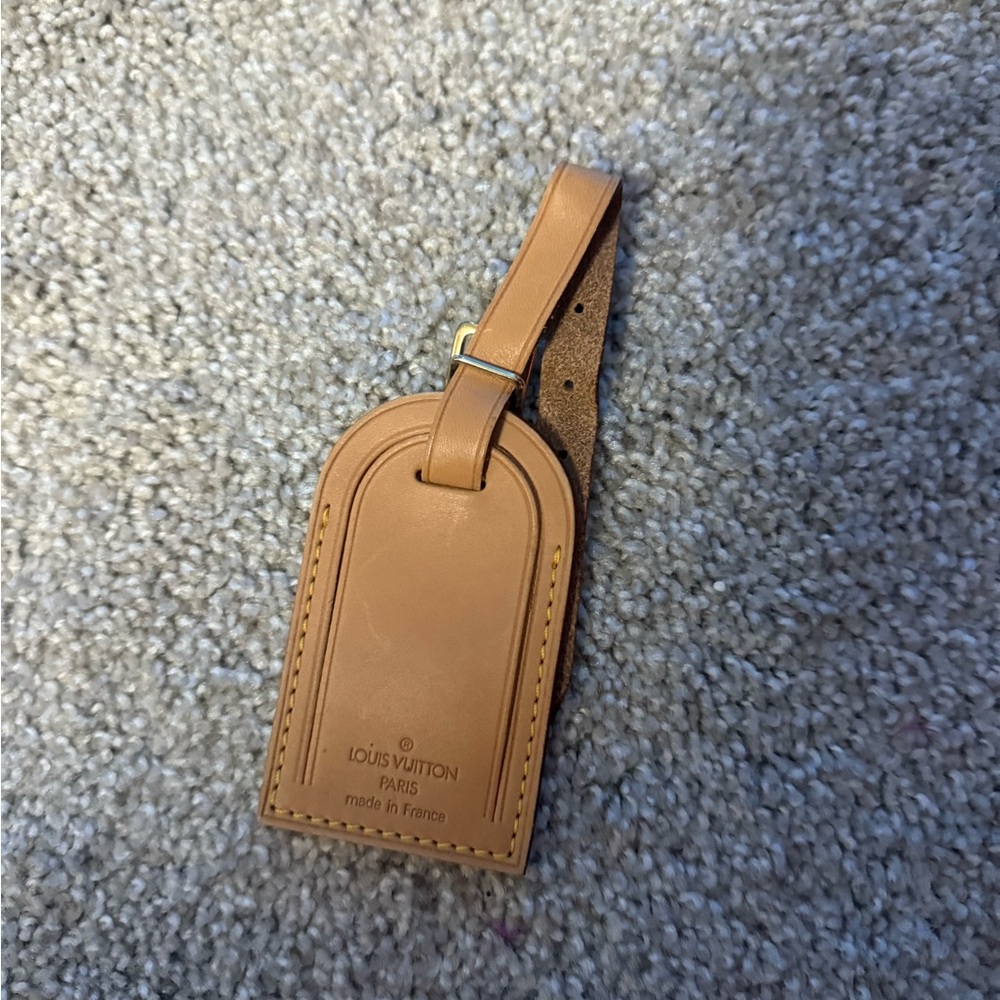 Louis Vuitton Brown Leather Luggage Tag